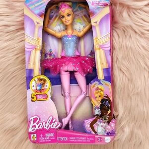 Brand New MATTEL BARBIE TWINKLE LIGHTS BALLERINA *NOTE*